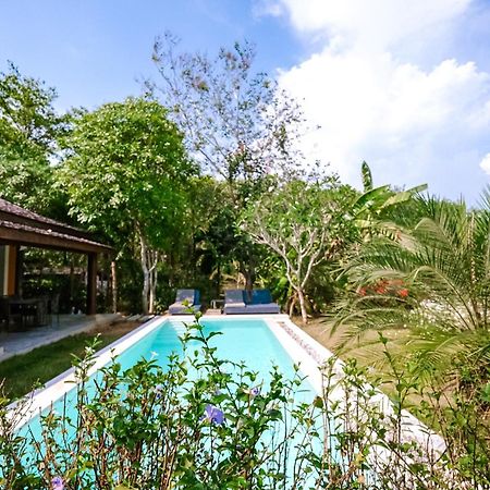 Bungalow Villa Cha Cha เกาะยาวน้อย ภายนอก รูปภาพ